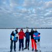 Groepsfoto schaatsen Zweden